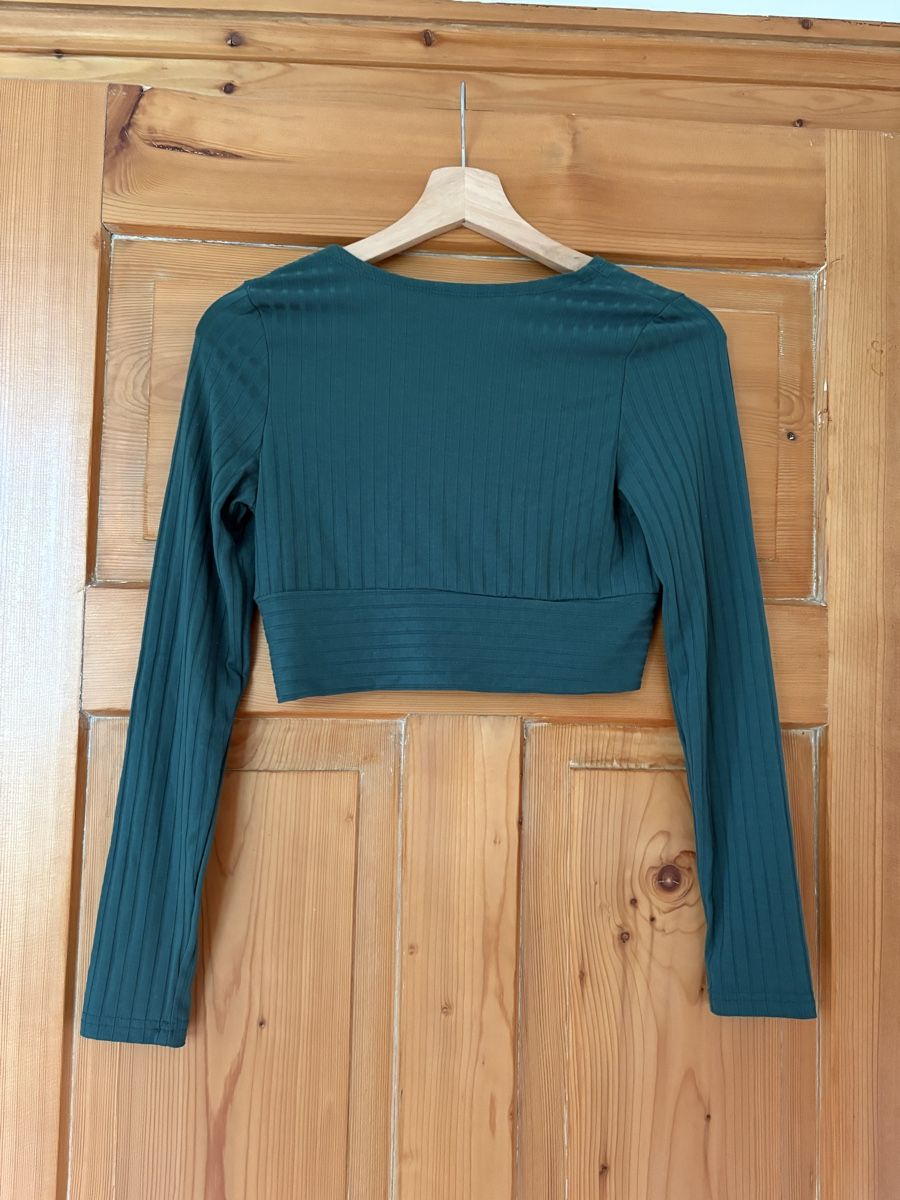 Shein Maglioni & Felpe: Trendiges Langarm-Crop-Top in Grösse S – Usato da Frauenfeld venduto da lin_77m9 1