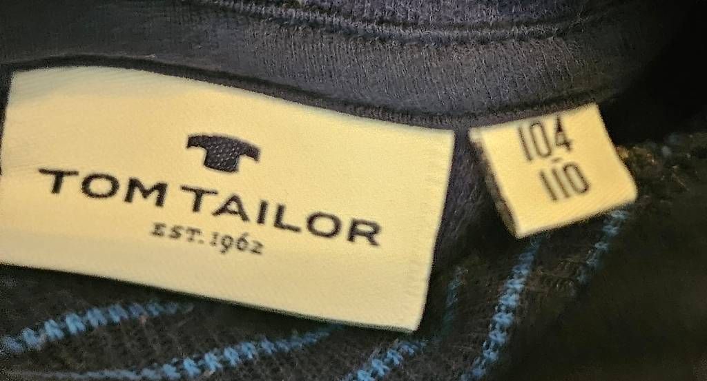 Maglioni & Felpe: Kinderpullover Tom Tailor 104/110 – Usato da St. Gallen venduto da RuppiX 2