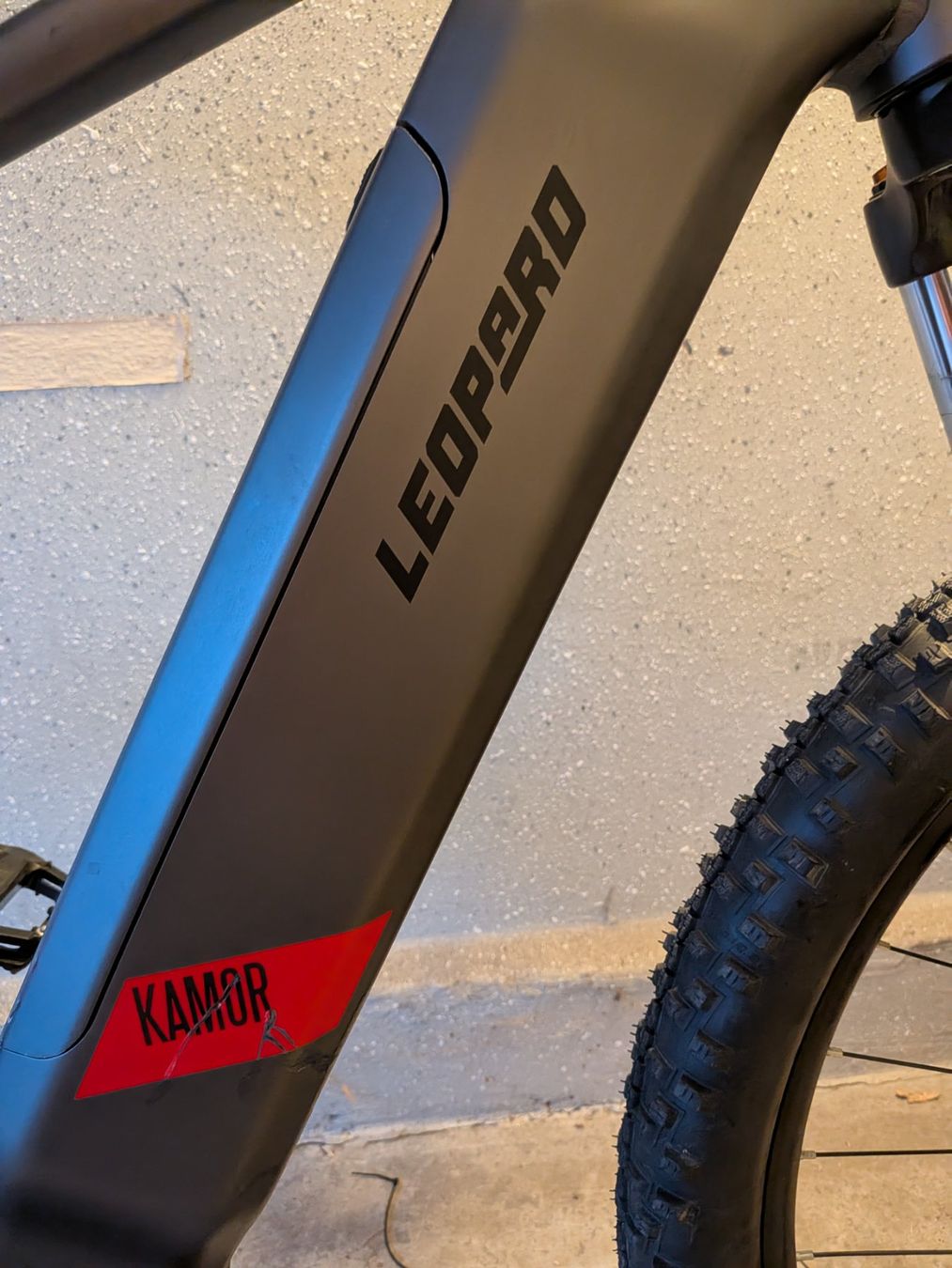 Leopard Biciclette: Leopard Kamor AP400 2.0 e-bike neu – Nuovo (secondo la descrizione) da Strengelbach venduto da tenyiedina 1