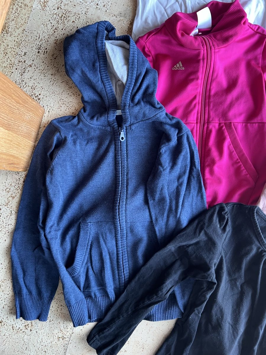 Lotti & Set di vestiti: 128 süßes Kleiderpaket Mädchen – Usato da Schmitten FR venduto da mar_jk2r 1