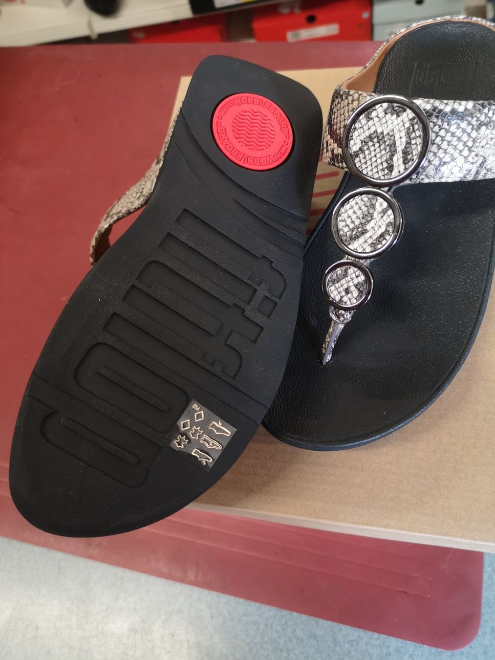 Fitflop Damenschuhe: Fitflop – Neu und originalverpackt aus Möhlin von Highwaytom 2