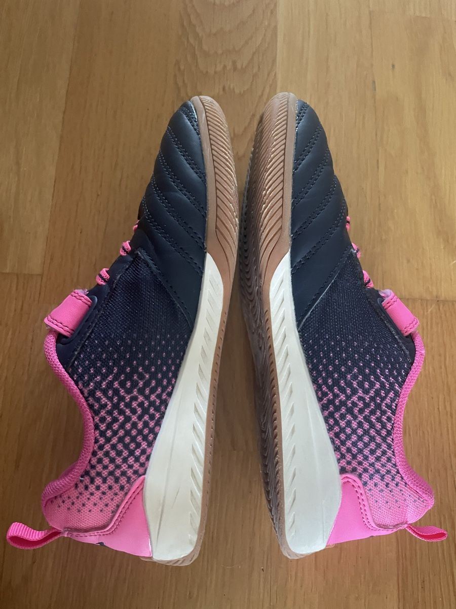 Scarpe per ragazze: Kangaroos Gr.33 Hallenschuhe – Usato da Murten venduto da bobby99777744 4