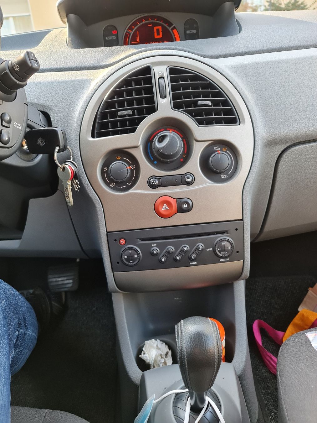 Renault Autos: Renault Modus 1.5 Diesel Automat – D'occasion à Neuhausen par eib_tcr7 6