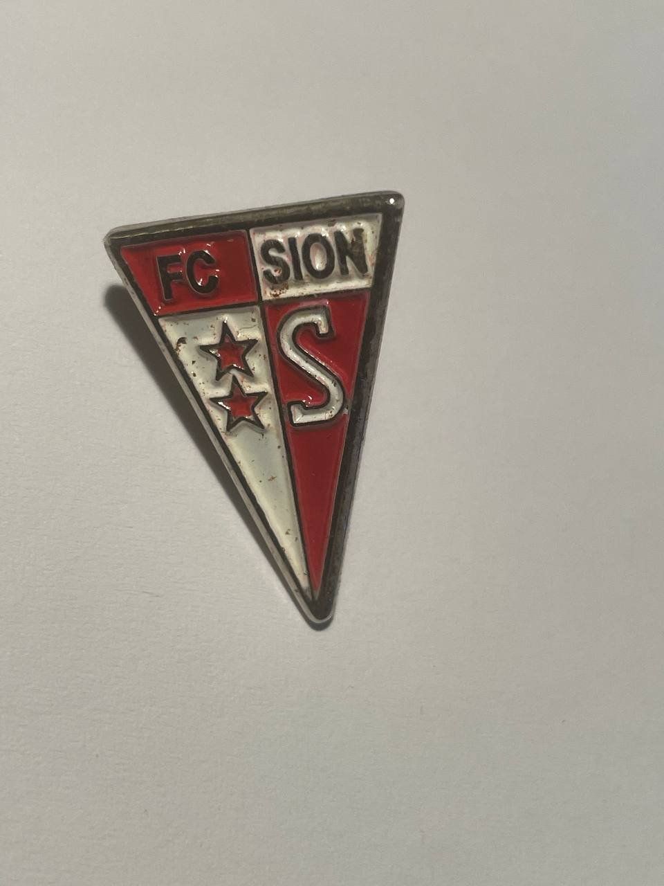 Plaketten & Abzeichen: 6. Pin - FC Sion – Gebraucht aus Luzern von Irek
