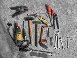 Diverses Werkzeug– Vielseitiges Set für Heimwerker-Projekte