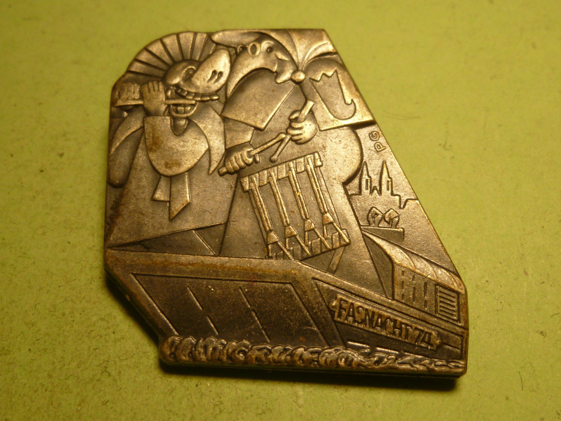 Placchette & Badge: BASEL 1974 SILBER – Usato da Ried (Muotathal) venduto da Mandarin02