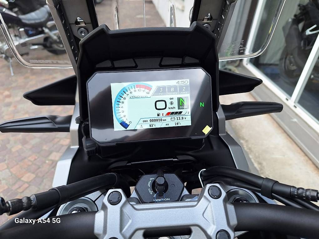 Suzuki Enduro: SUZUKI DL 1050 DEMO 2025 – Gebraucht aus giubiasco von unoduetre 2