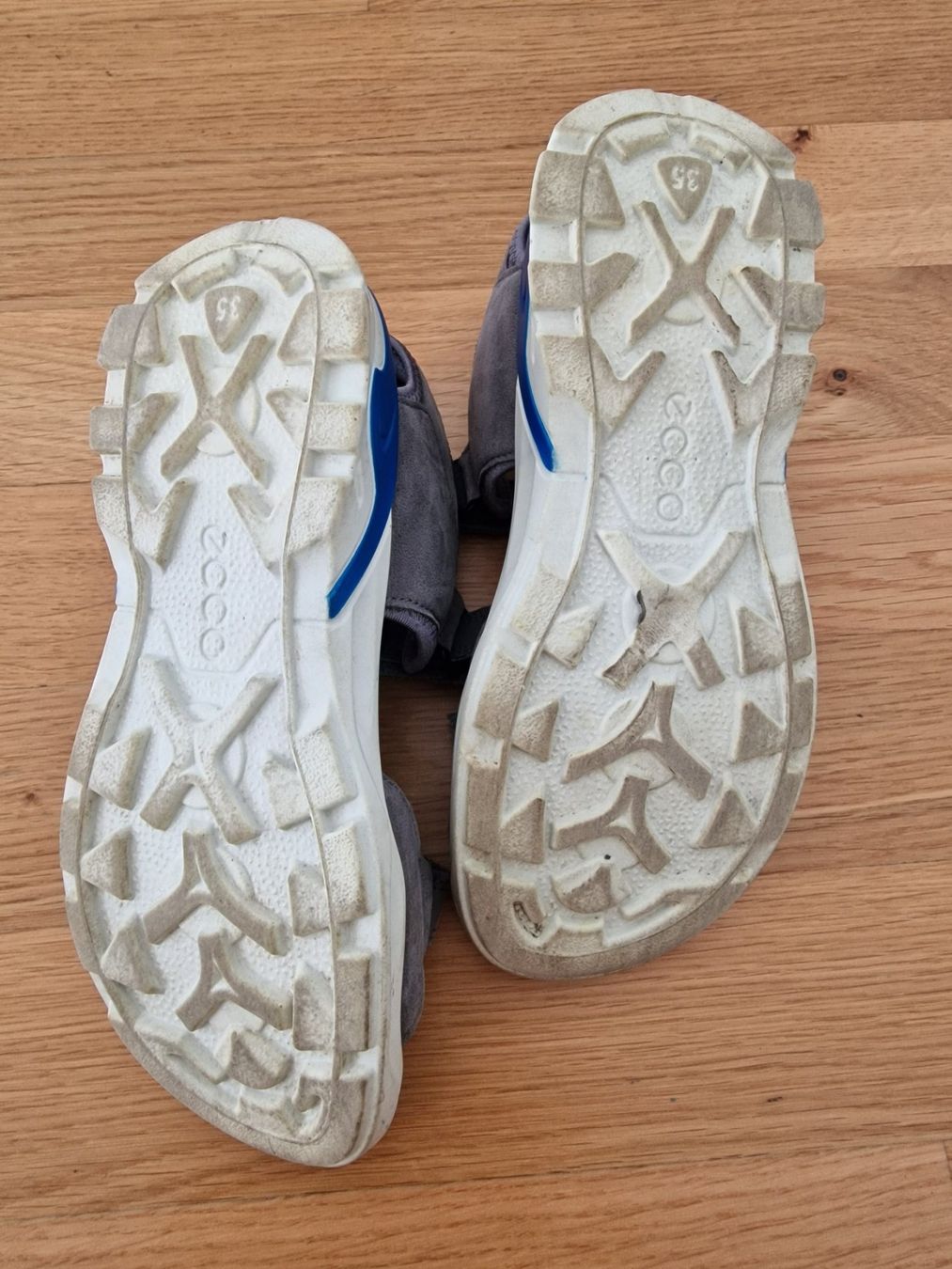 Ecco Scarpe da uomo: Ecco Sandale grau, Leder, Grösse 35 – Usato da Wil SG venduto da ChKo12 2