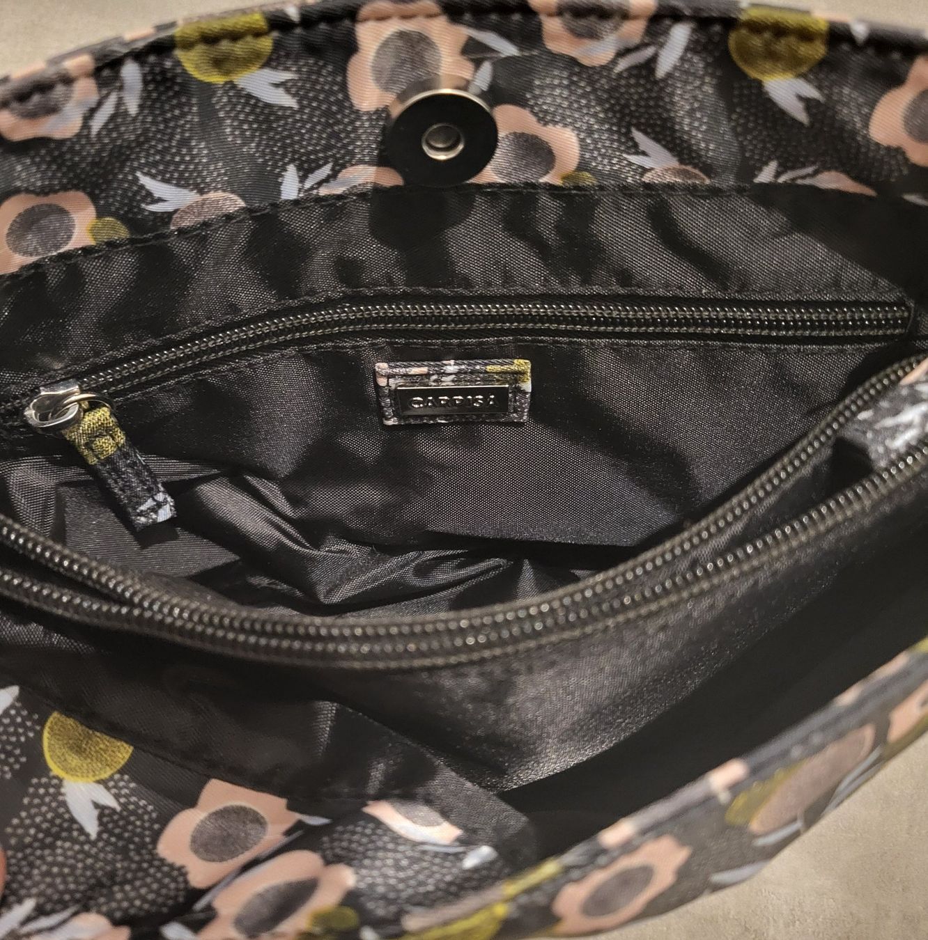 Sacs femmes: Pochette Carpisa – Neuf (Voir description) à Castione par Argi_R 4