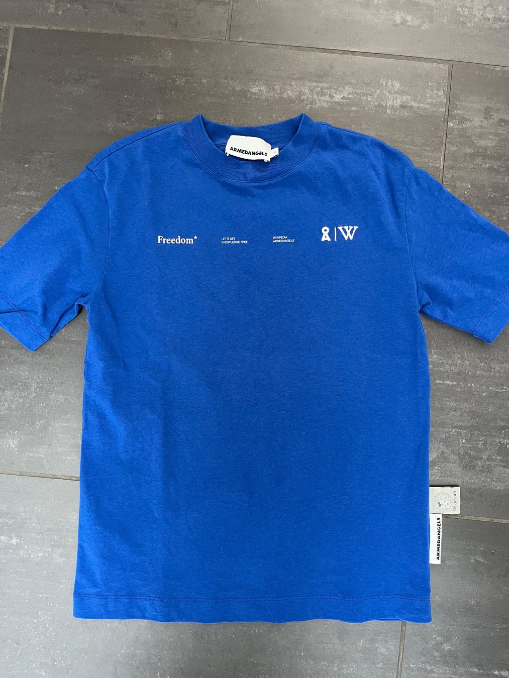 Armedangels T-Shirts: Armedangels x Wikipedia collab – Neu (gemäss Beschreibung) aus Zeiningen von man_69cj