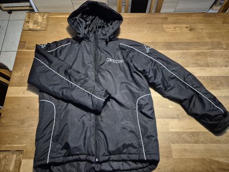 tolle Jacke mit Kaputze Gr. M von Kappa