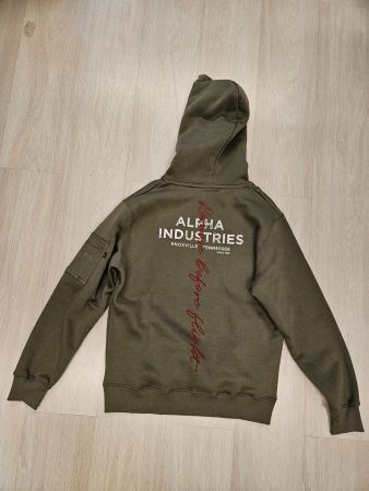 Alpha Industries Signature BP Hoodie Oliv – Grösse M – Neu
