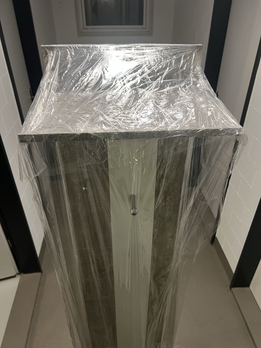 Guardaroba: Garderobe Beton-Look, Holz! – Usato da Widen venduto da kev_f5vk 1