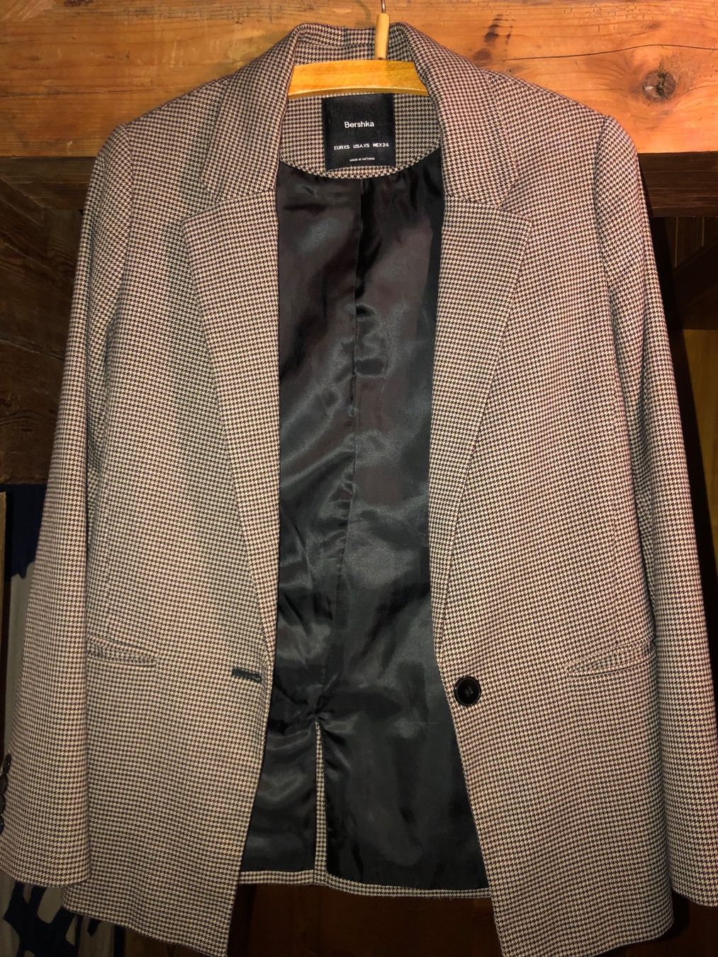 Bershka Giacche: Blazer Jacke XS Bershka – Usato da Schwyz venduto da Maerzetuepfli 2