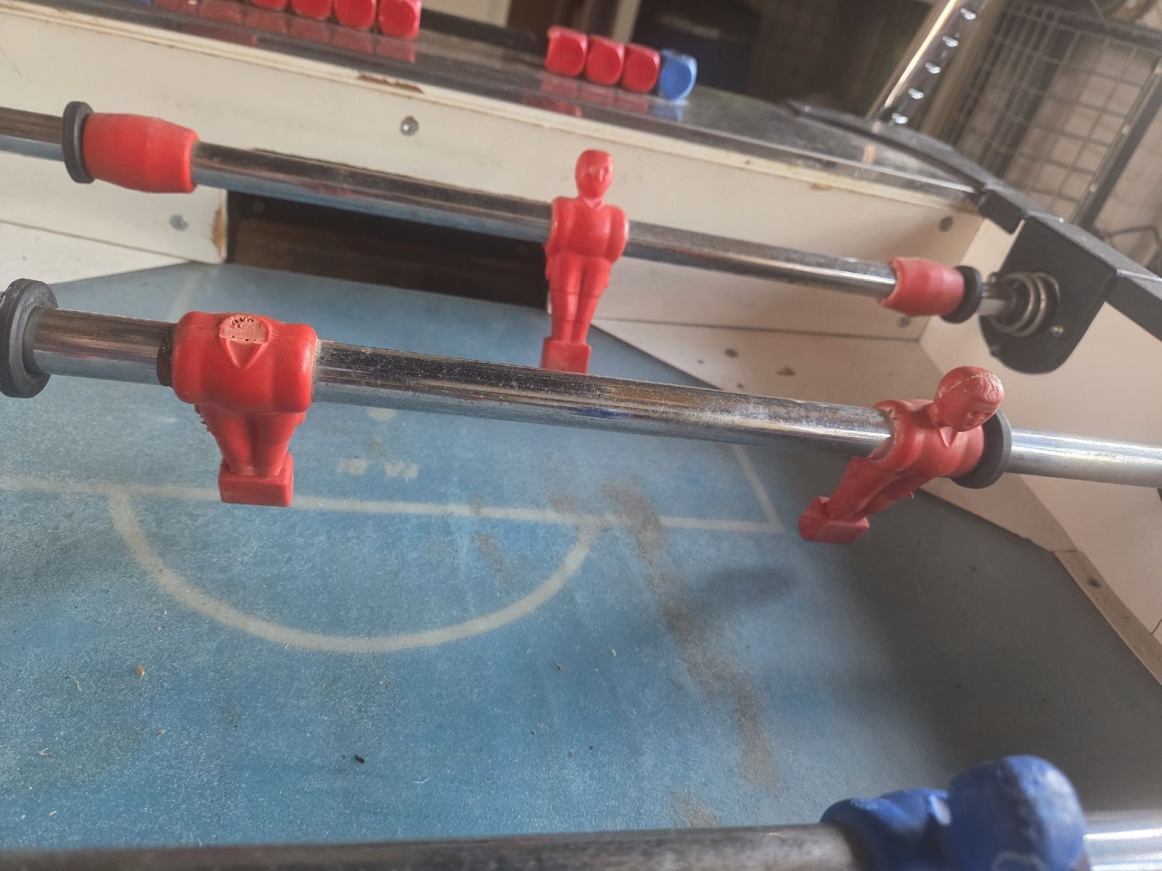 Jeux: Tischfussball-Kasten – D'occasion à Därstetten par Simmetaler 2