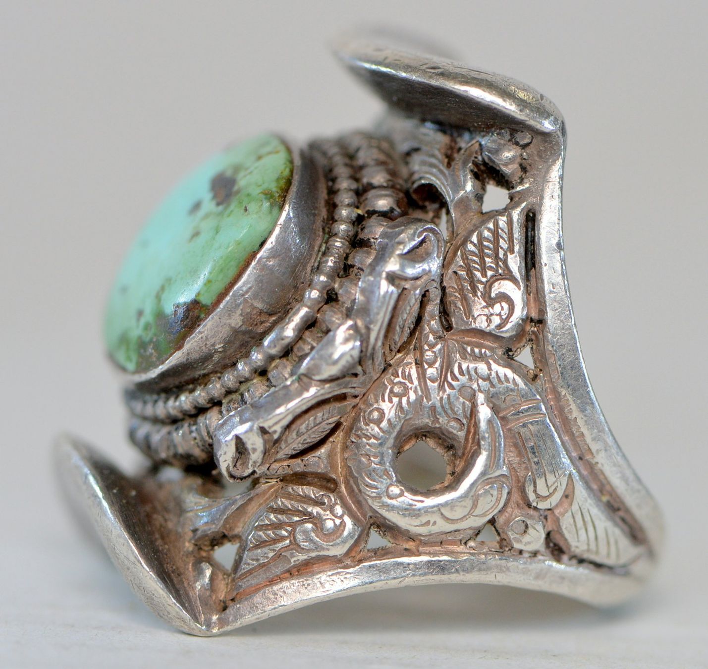 Ringe: Ancienne bague – Gebraucht aus Neuchâtel von Neuchatel 3