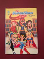 Bande dessinée DC SuperHero Girls 2, état comme neuf