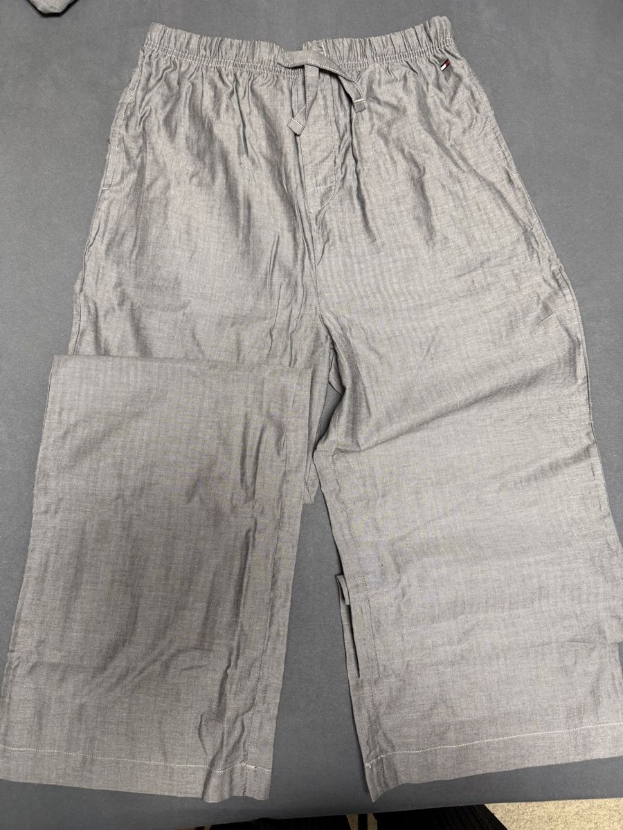 Tommy Hilfiger Pigiami: Pyjama Tommy Hilfiger grau Grösse S neu – Nuovo e nell'imballaggio originale da Elsau venduto da TDrazz_881 1