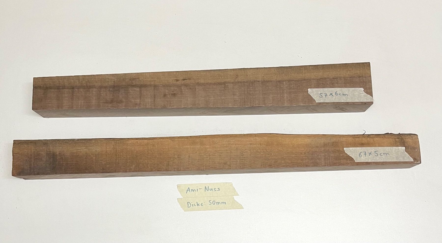 Articoli in legno: Nussbaum Holz-Stücke – Usato da Weinfelden venduto da Kathydoes 4