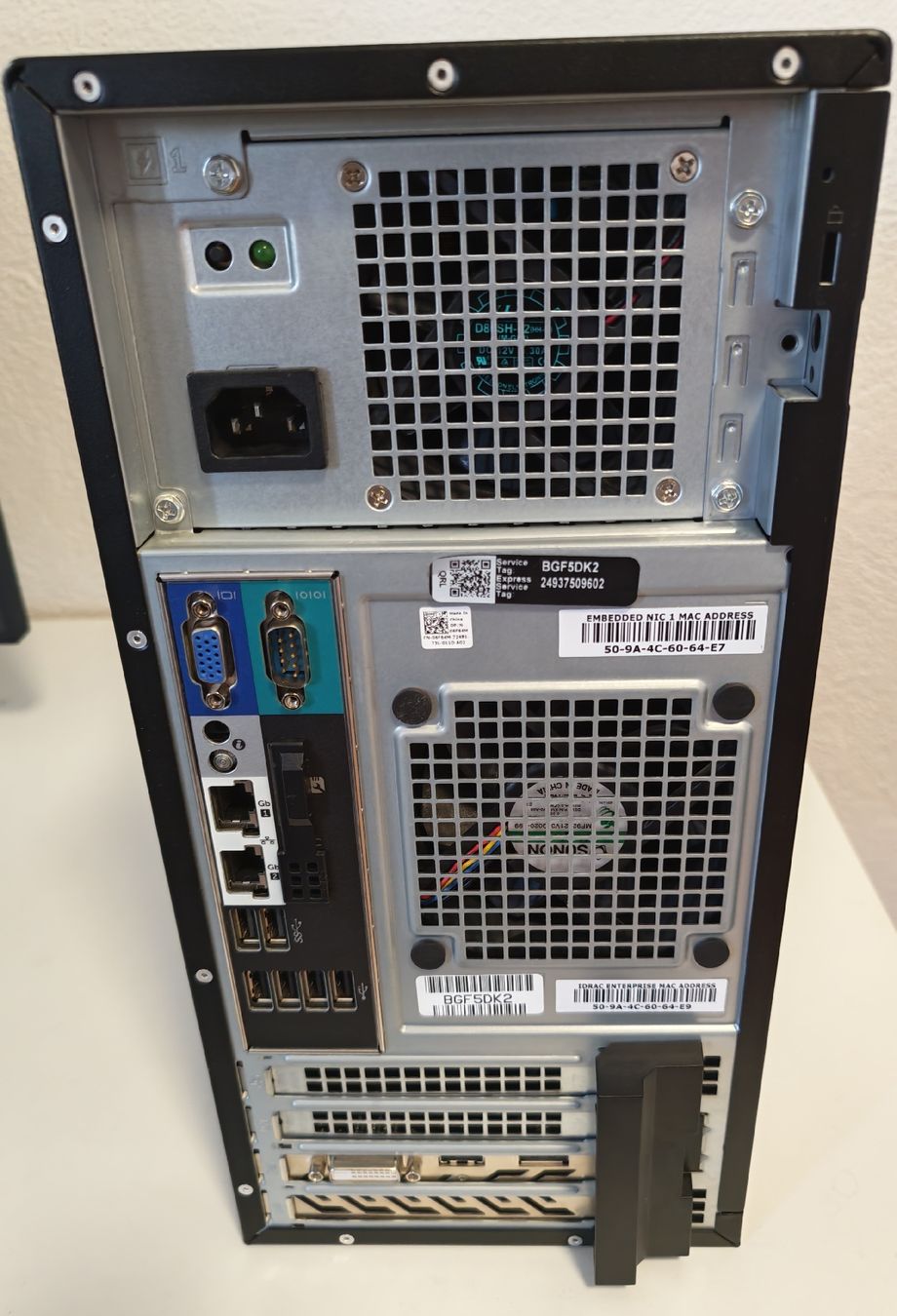 Dell Server: Dell Poweredge T130 Server – Usato da Dietikon venduto da tai_28q6 1