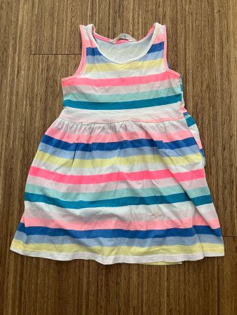 Kleid von H&M, Gr. 98/104, leider mit Flecken 🛍️