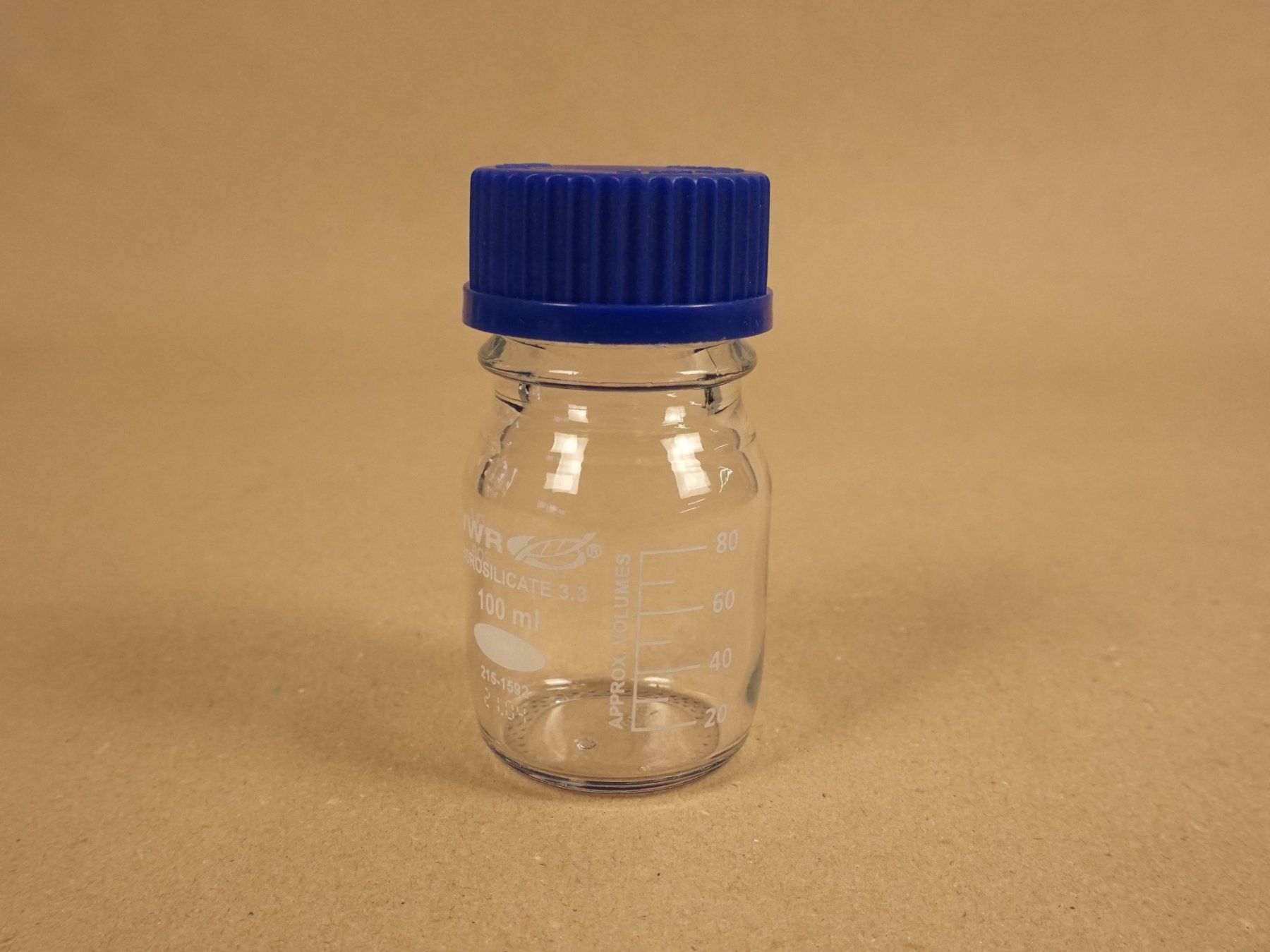 Accessori da laboratorio: Laborglasflasche 100ml mit Deckel – Usato da Pratteln venduto da Restwert_Pratteln