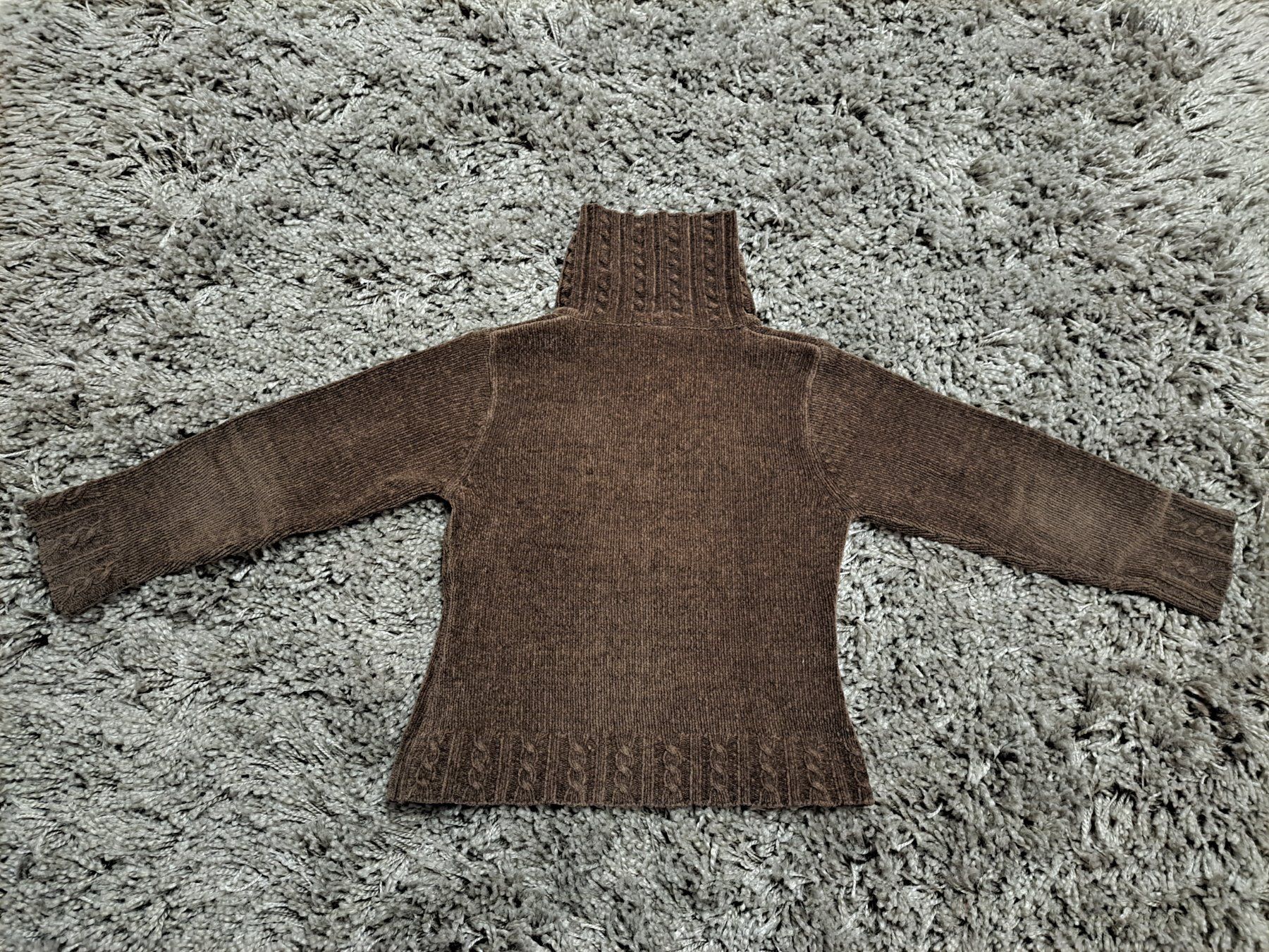 C&A Maglioni & Felpe: Pullover mit Pferden🐴 Grösse 110 – Usato da Kaltbrunn venduto da Nili133 1