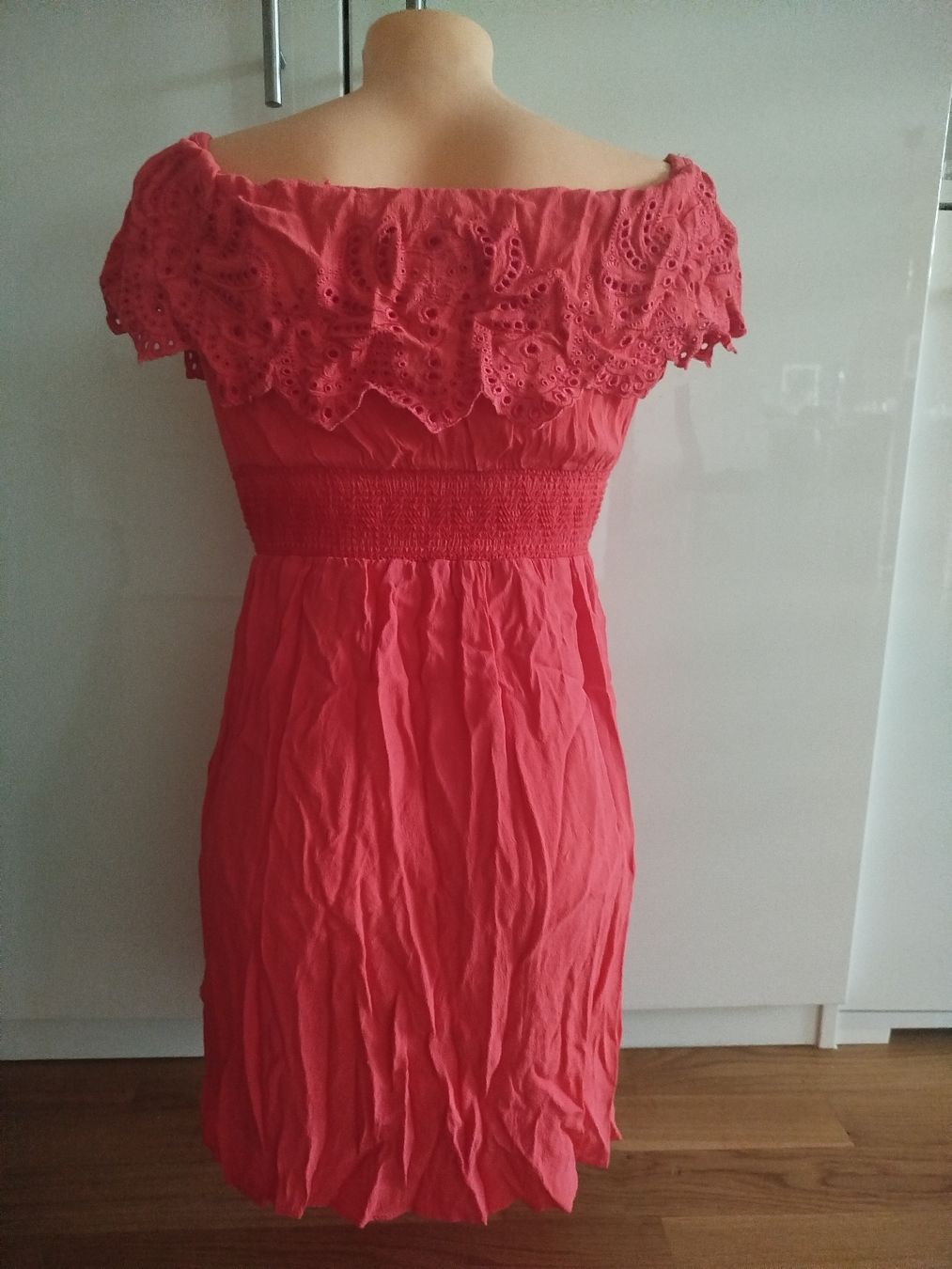 Guess Vestiti: Sommerkleid, Größe 36/S Guess – Usato da Wauwil venduto da Sanczeza 1
