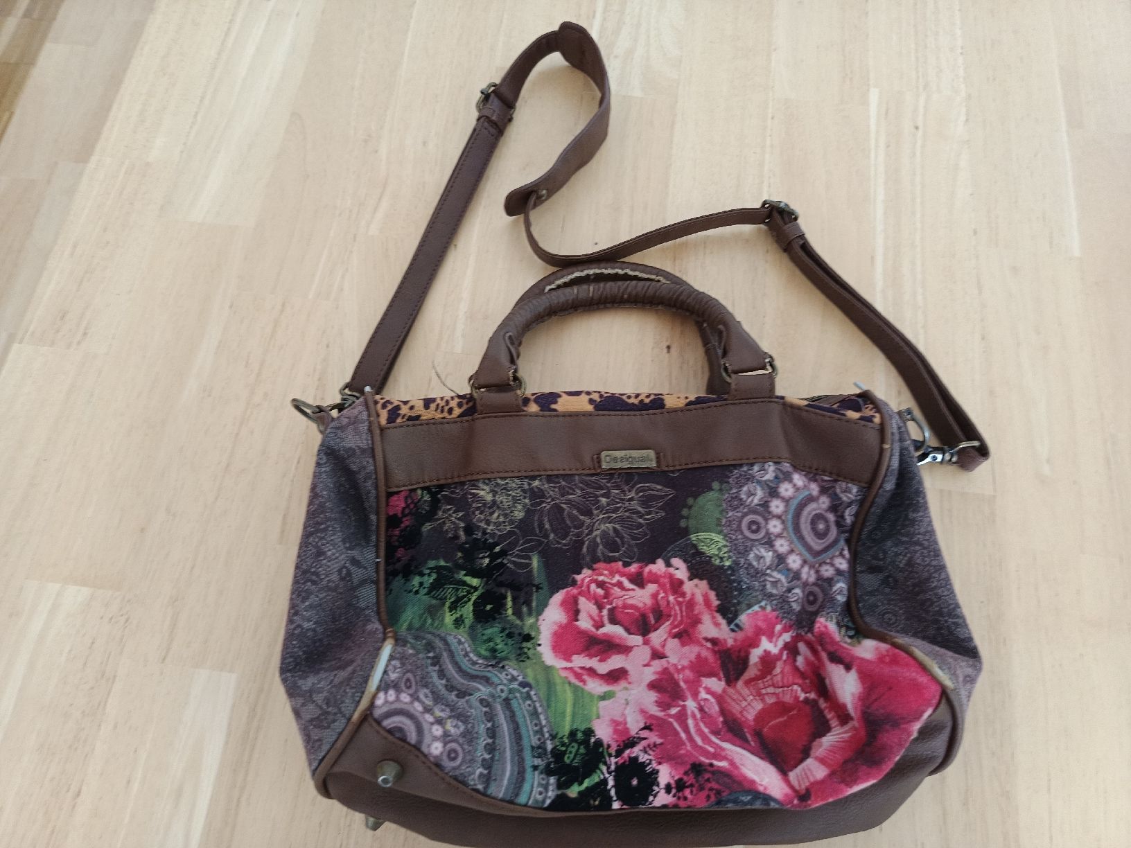 Desigual Taschen für Damen: sac à main Desigual  – Gebraucht aus Delémont von lilou_jura