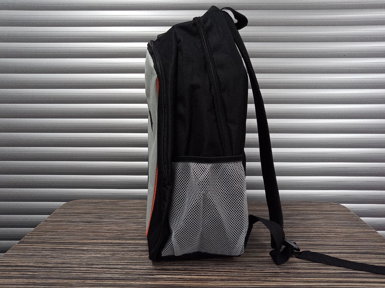 Harley-Davidson Zaini: Harley Davidson Rucksack schwarz/grau – Nuovo (secondo la descrizione) da Reiden venduto da Zofi-Brocki 1