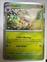 Leafeon | Poké Ball Reverse Holo | 005/131