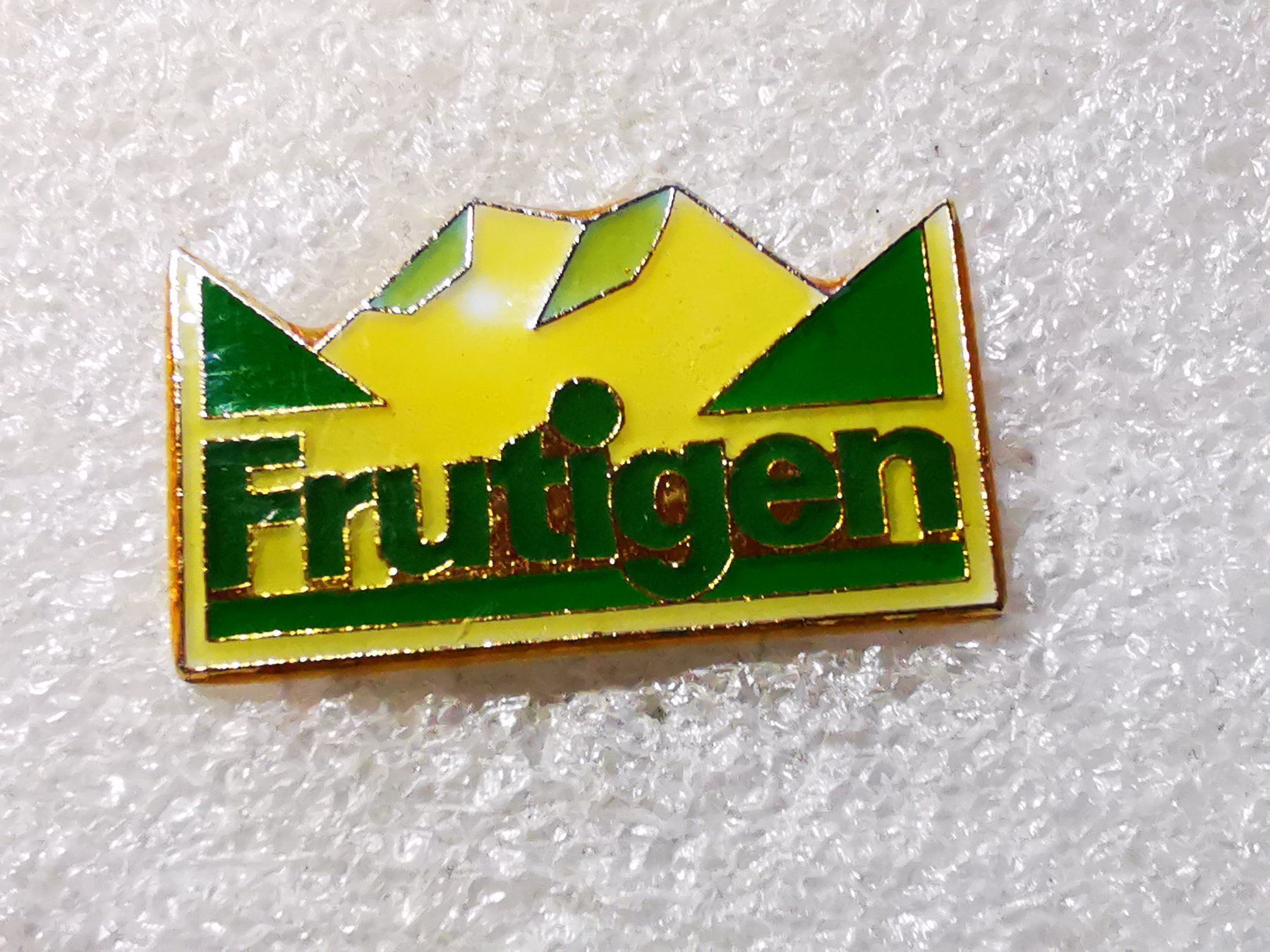 Plaquettes & Badges: Ansteckpin 50: Frutigen – D'occasion à Oppligen par Pin-Fall-Shop