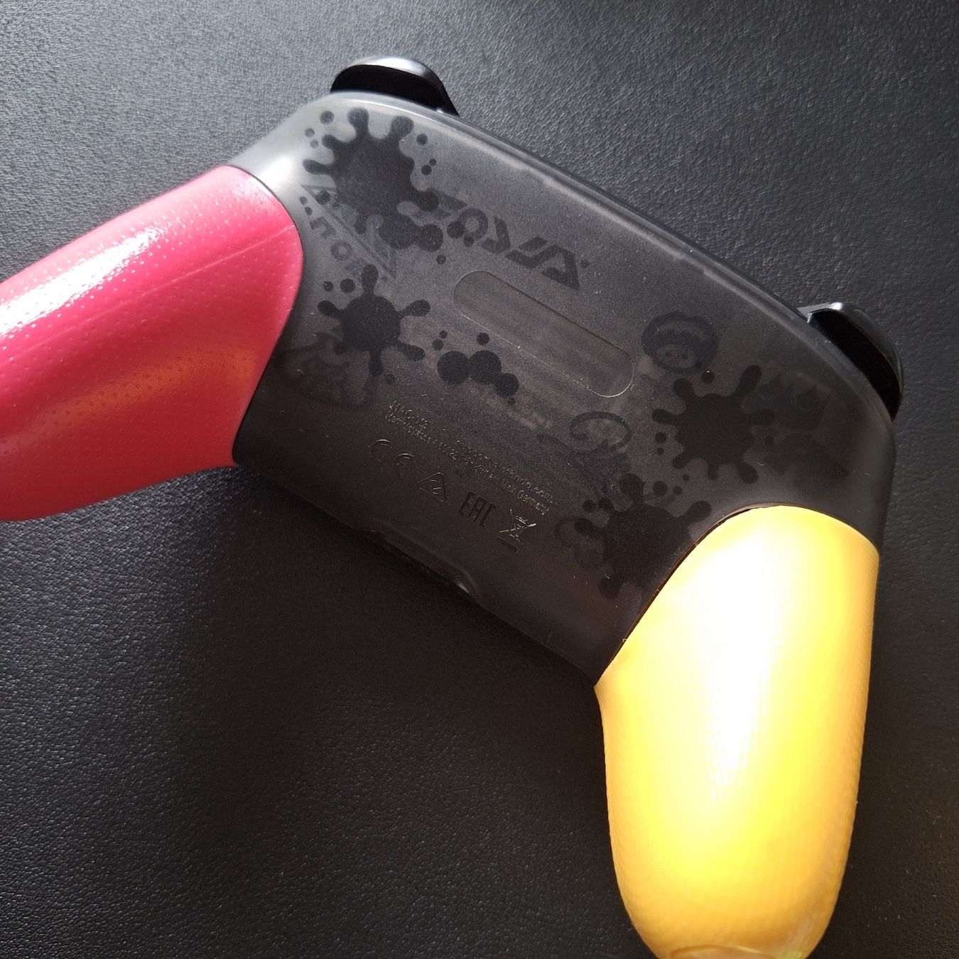 Nintendo Controller: Switch Pro Controller - Splatoon 2 Edition – Gebraucht aus Biel/Bienne von Seyran 2