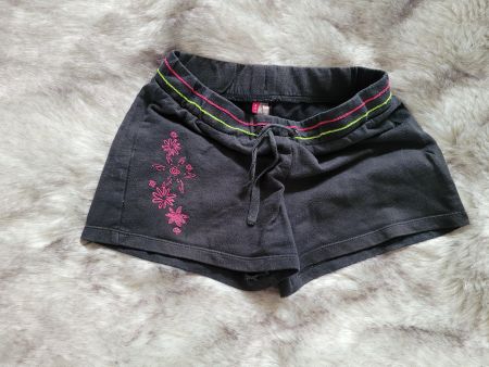 Short - 8y