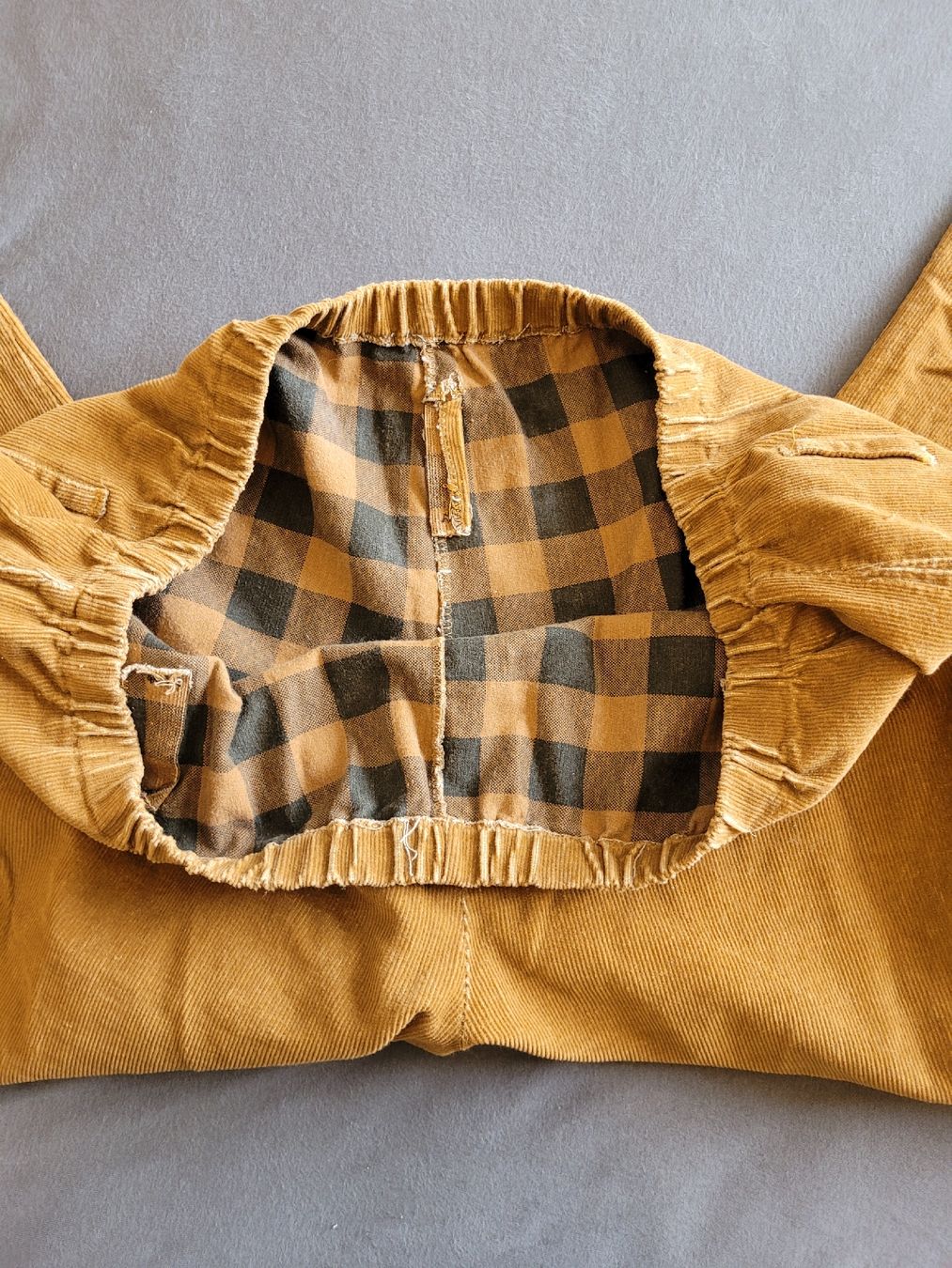 Pantaloni: Selbstgeschneiderte Hose – Usato da Aarburg venduto da Misohn 3