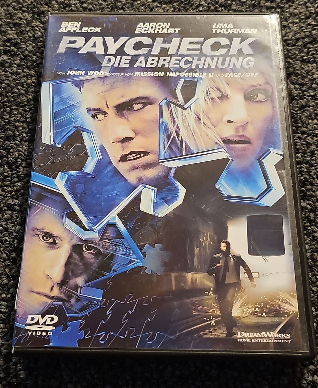 Alle DVDs: Paycheck (21198) – Gebraucht aus Ruswil von jan_bxl5