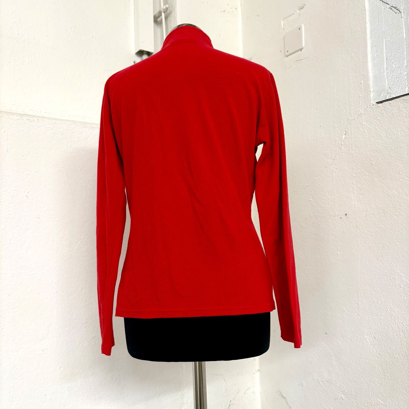 Peak Performance Pulls & Sweat-shirts: Peak Performance Fleece Pullover rot, Grösse L – D'occasion à Brienz BE par Kokolea84 2