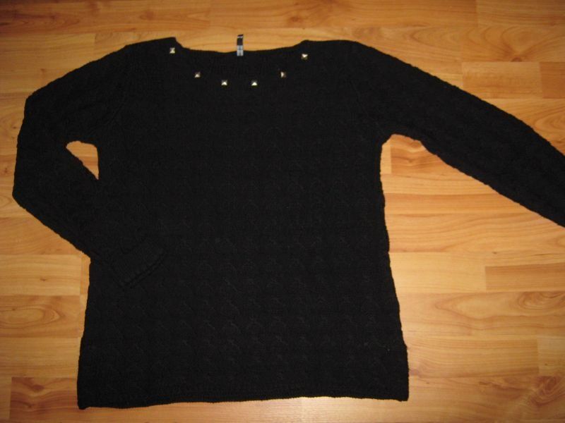 Pulls & Sweat-shirts: Puli schwarz, Grösse M – D'occasion à Niederweningen par sho_mb8y