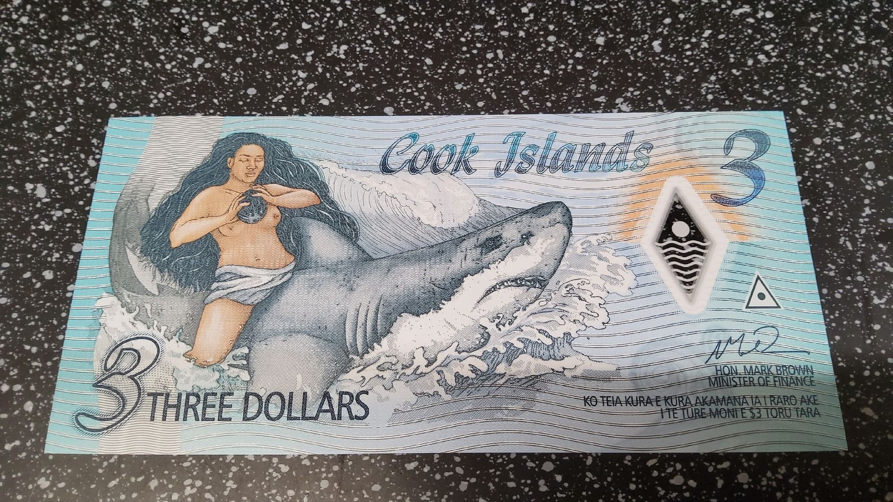 Billets de banque: Cook Islands 3 Dollars Noten  – Neuf avec emballage d'origine à Herisau par Nluanalucas 1