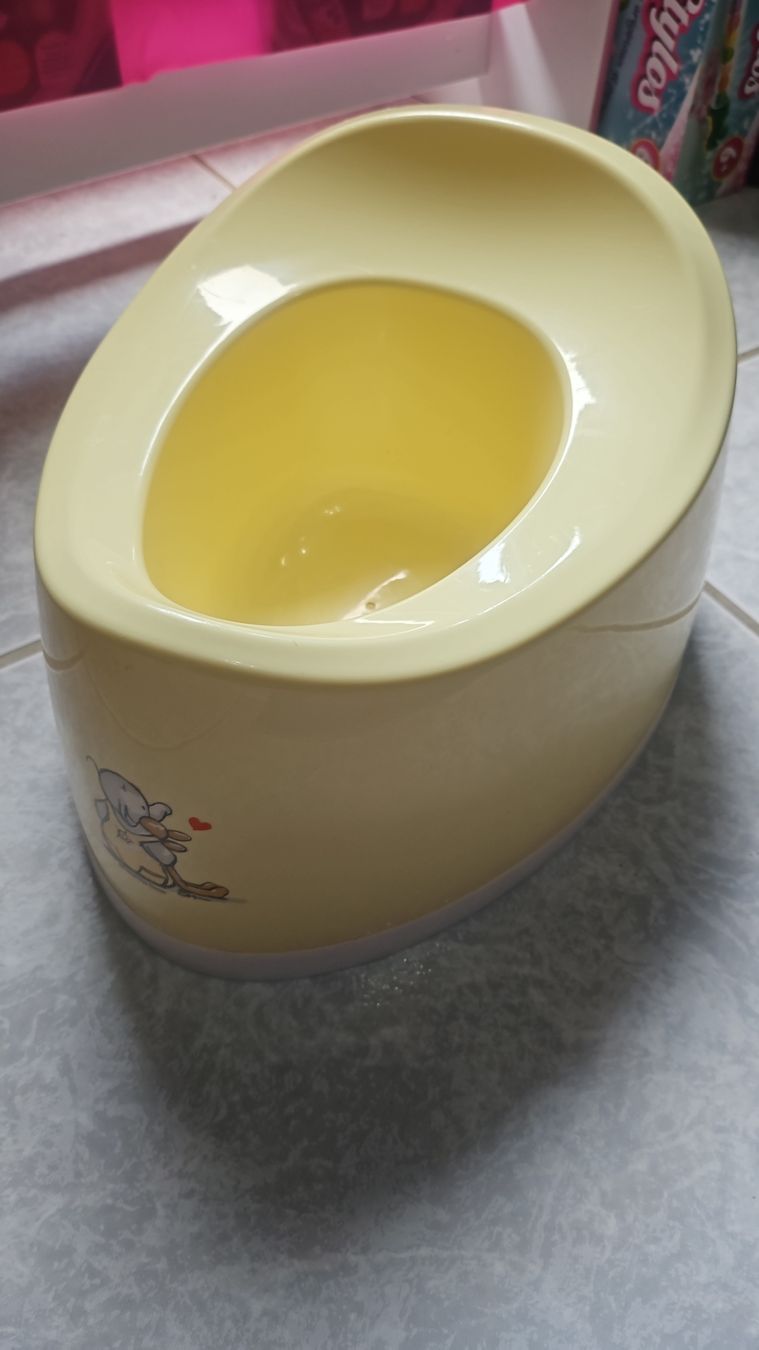 WC: pot pour enfants – D'occasion à Miécourt par Clochette23