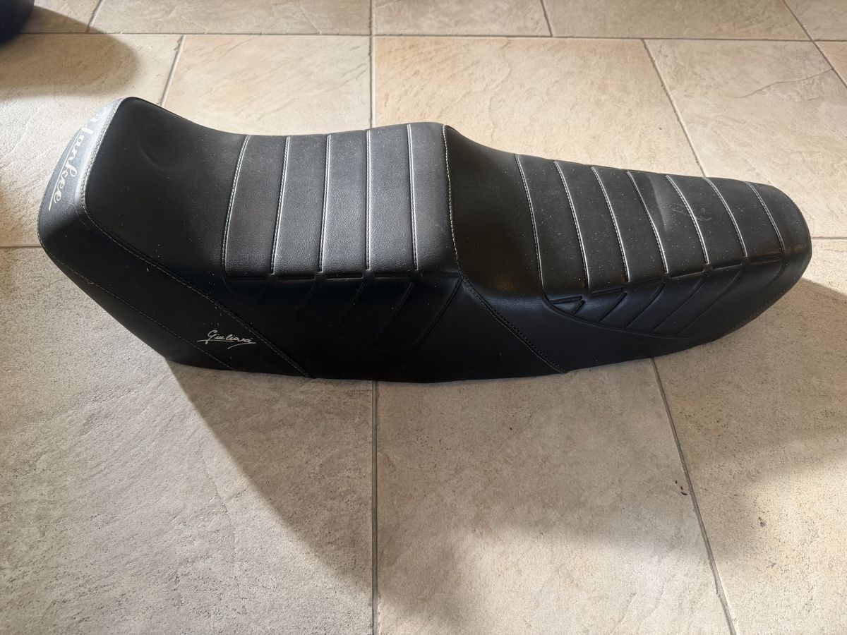 Vespa Alle Rollerersatzteile: Vespa Sattel.. – Gebraucht aus Trimbach von ale5522 2
