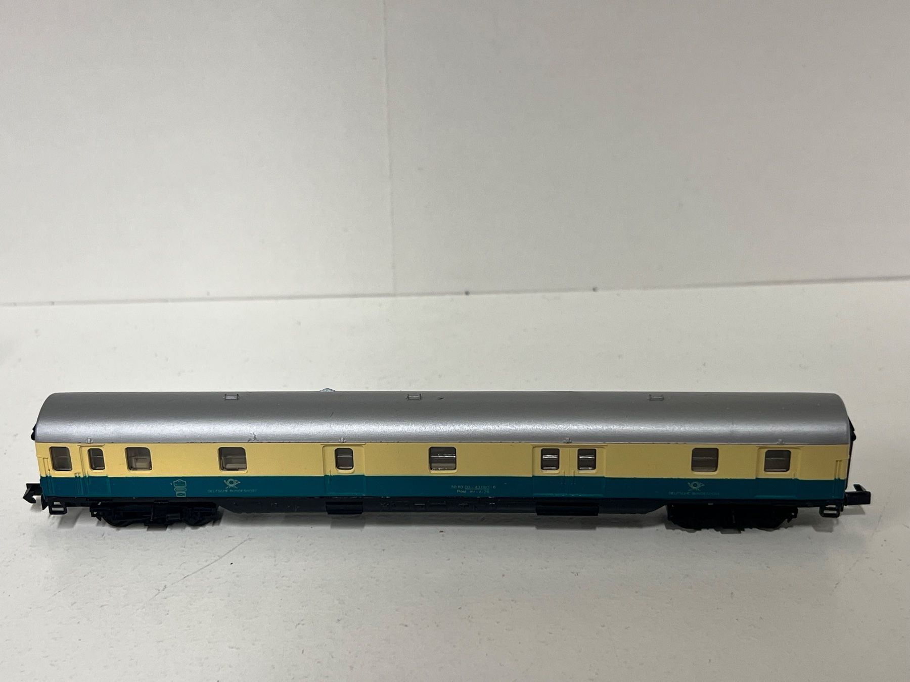 Arnold Modellini di ferrovie: Arnold Rapido DB Spur N Gepäckwagen – Usato da Geroldswil venduto da TopTrain54