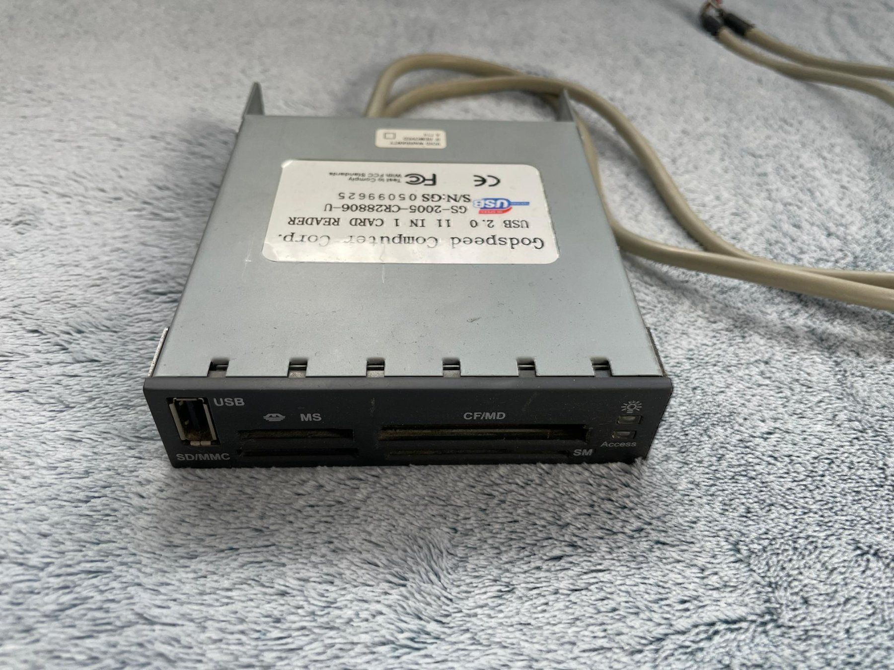 PC: USB 2.0 11 IN 1 Card Reader – Usato da MAGDEN venduto da GoldenEagle2020 1