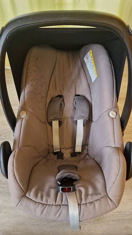 Seggiolini per auto: Maxi Cosi Pebble – Usato da Affeltrangen venduto da ahornblattt 2