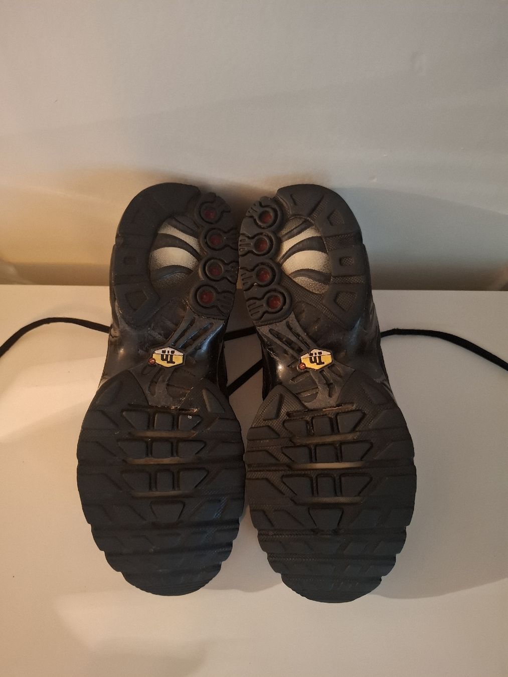 Scarpe da uomo: Nike TN schwarz gr. 38 – Usato da Bern venduto da Belverdere21 2