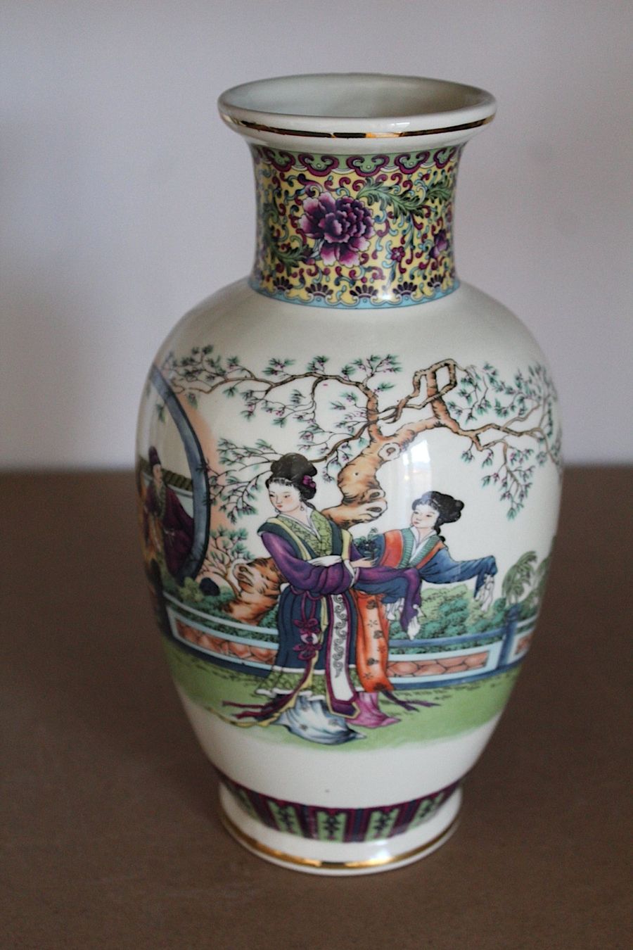 Vasi & Recipienti: Vase mit Chinesischem Design, – Usato da Locarno venduto da fripui 6