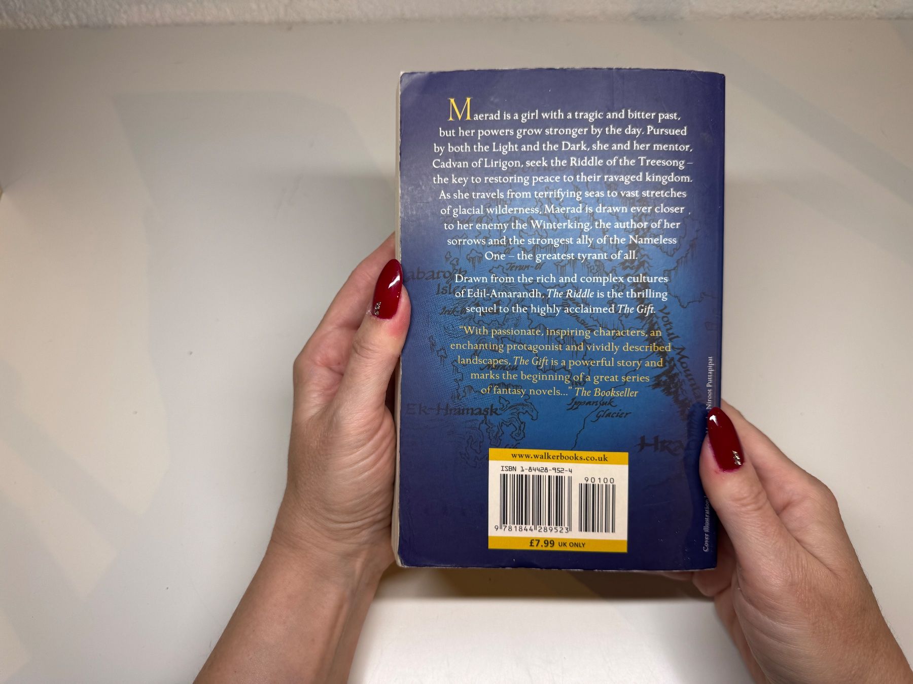 Libri: NOVEL: Alison Groggon, The Riddle – Usato da Grosswangen venduto da English_books 9