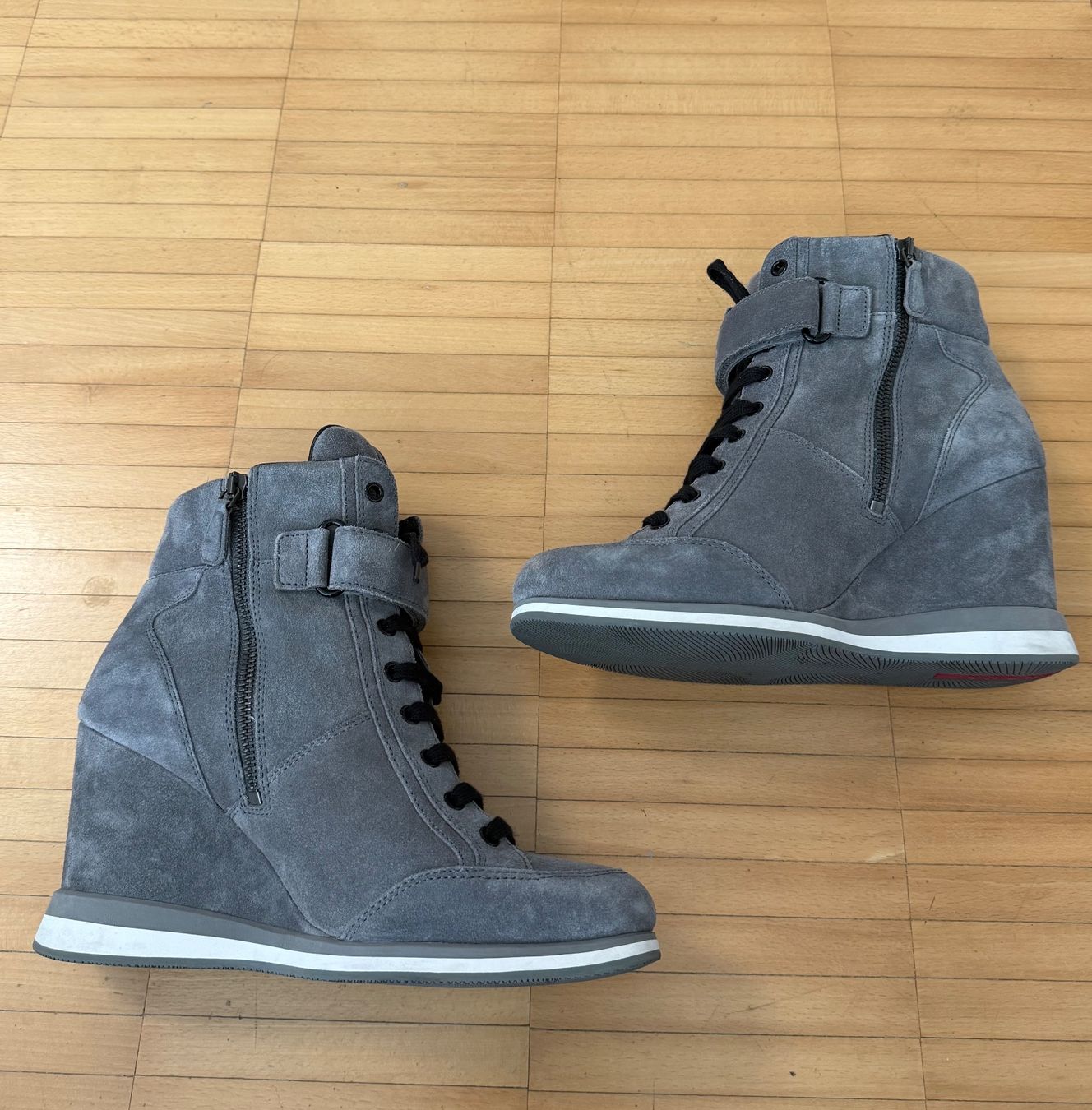 Prada Scarpe da donna: Prada Stiefeletten Damen Gr. 38.5 – Nuovo (secondo la descrizione) da Frauenfeld venduto da LIL_NA 5