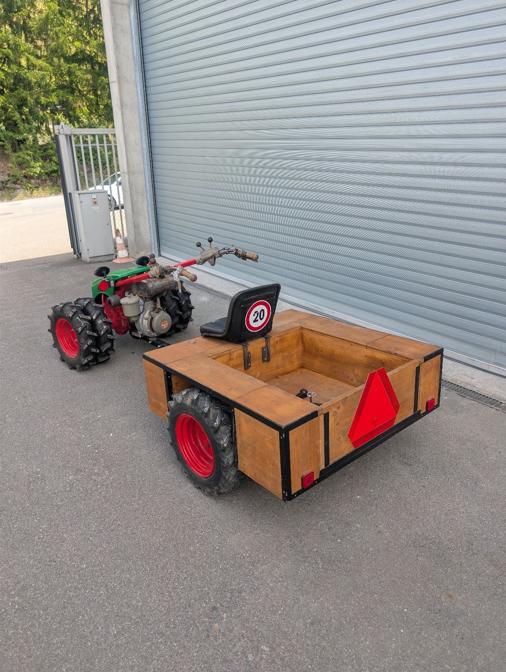 Rapid Tutte le macchine: Rapid 505 mit Anhänger – Usato da Neuheim venduto da swizzlyNC 1