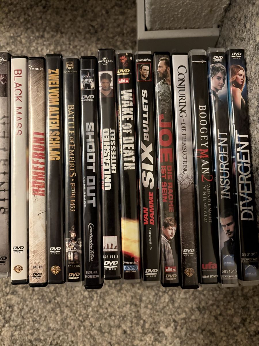 Tutti i DVDs: DVD sammlung action/horror NEU – Nuovo (secondo la descrizione) da Herzogenbuchsee venduto da warrior77 2